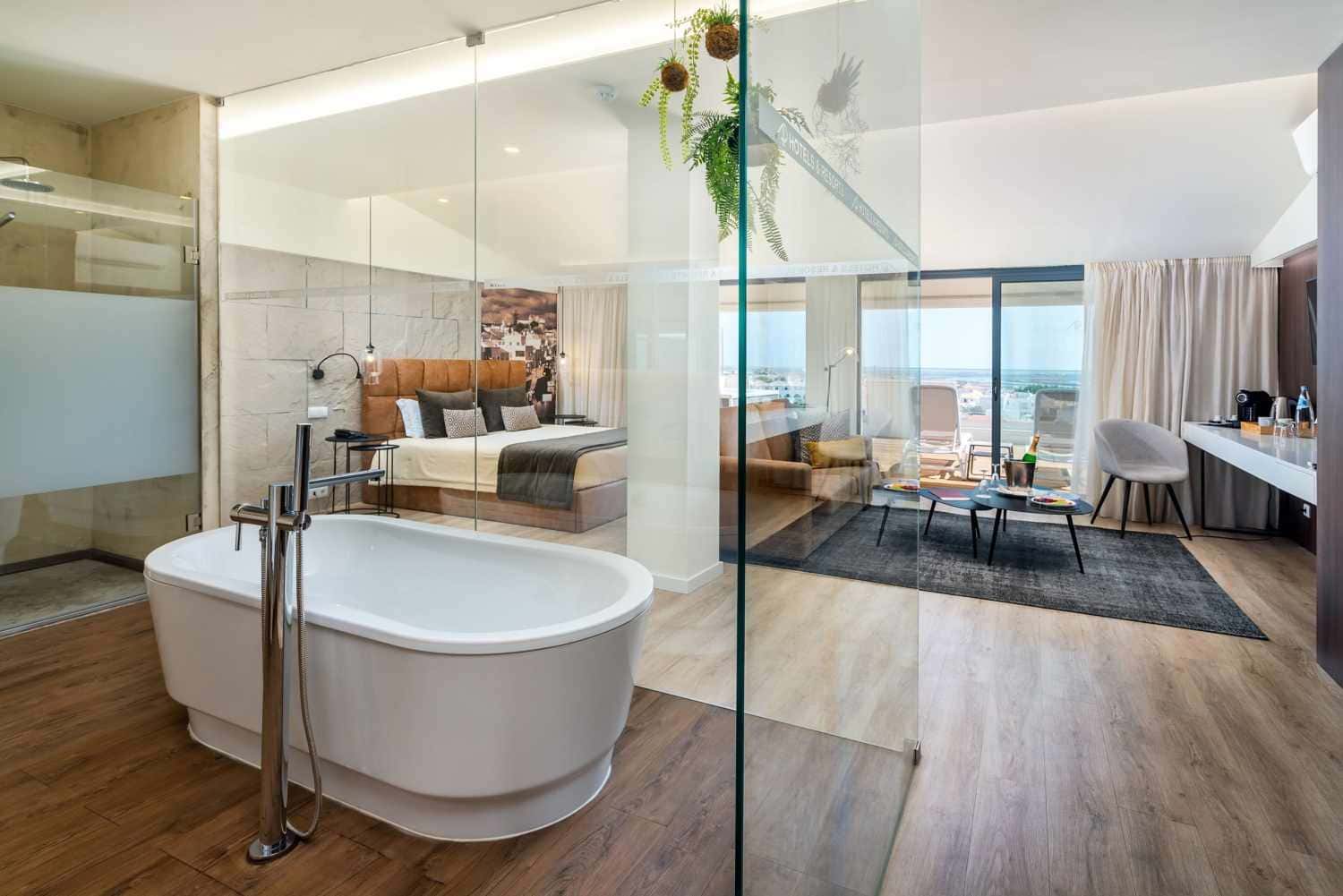 Deluxe Suite