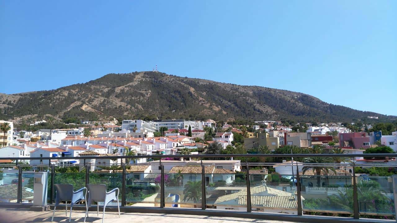 Main image