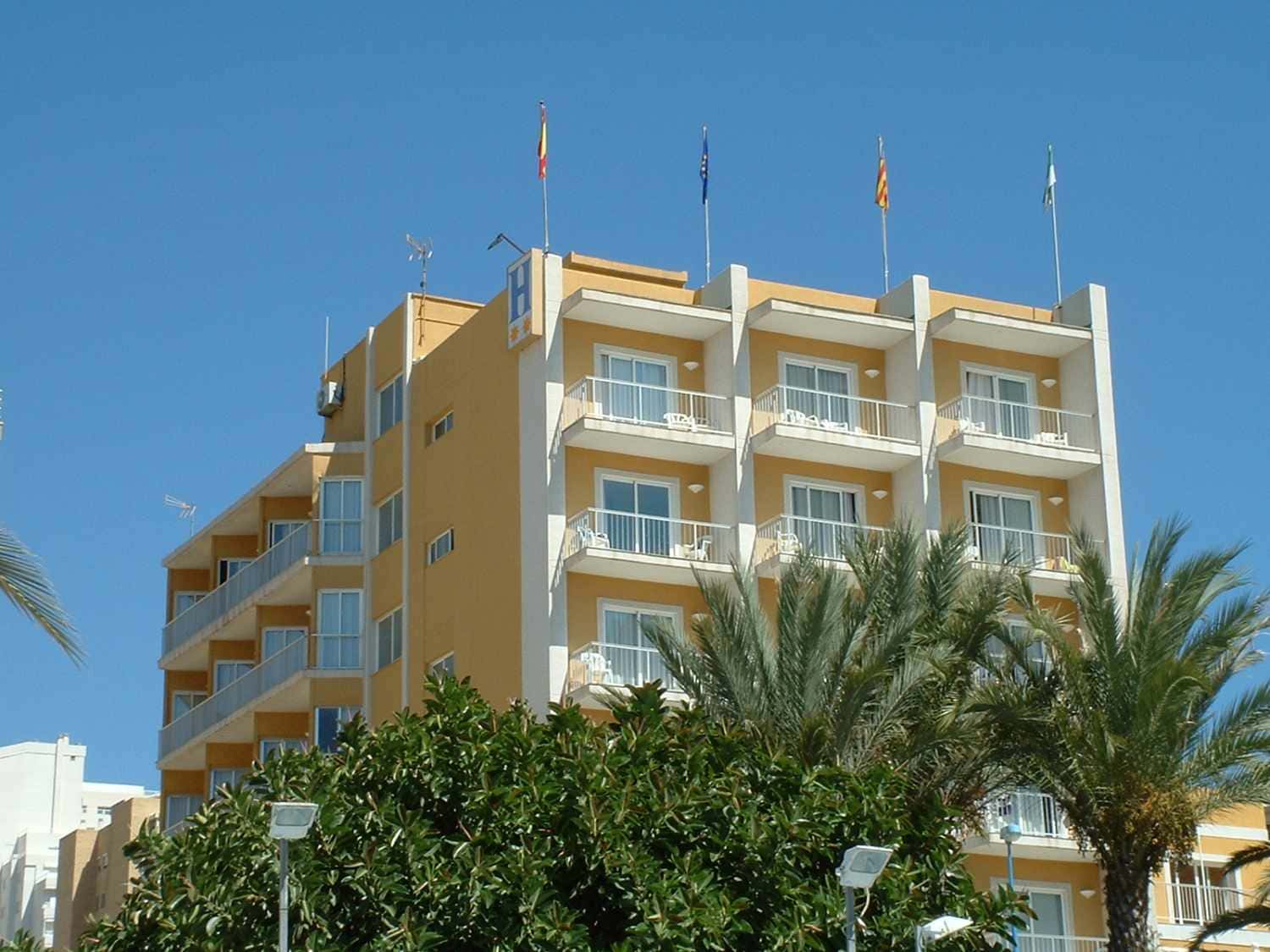 Main image